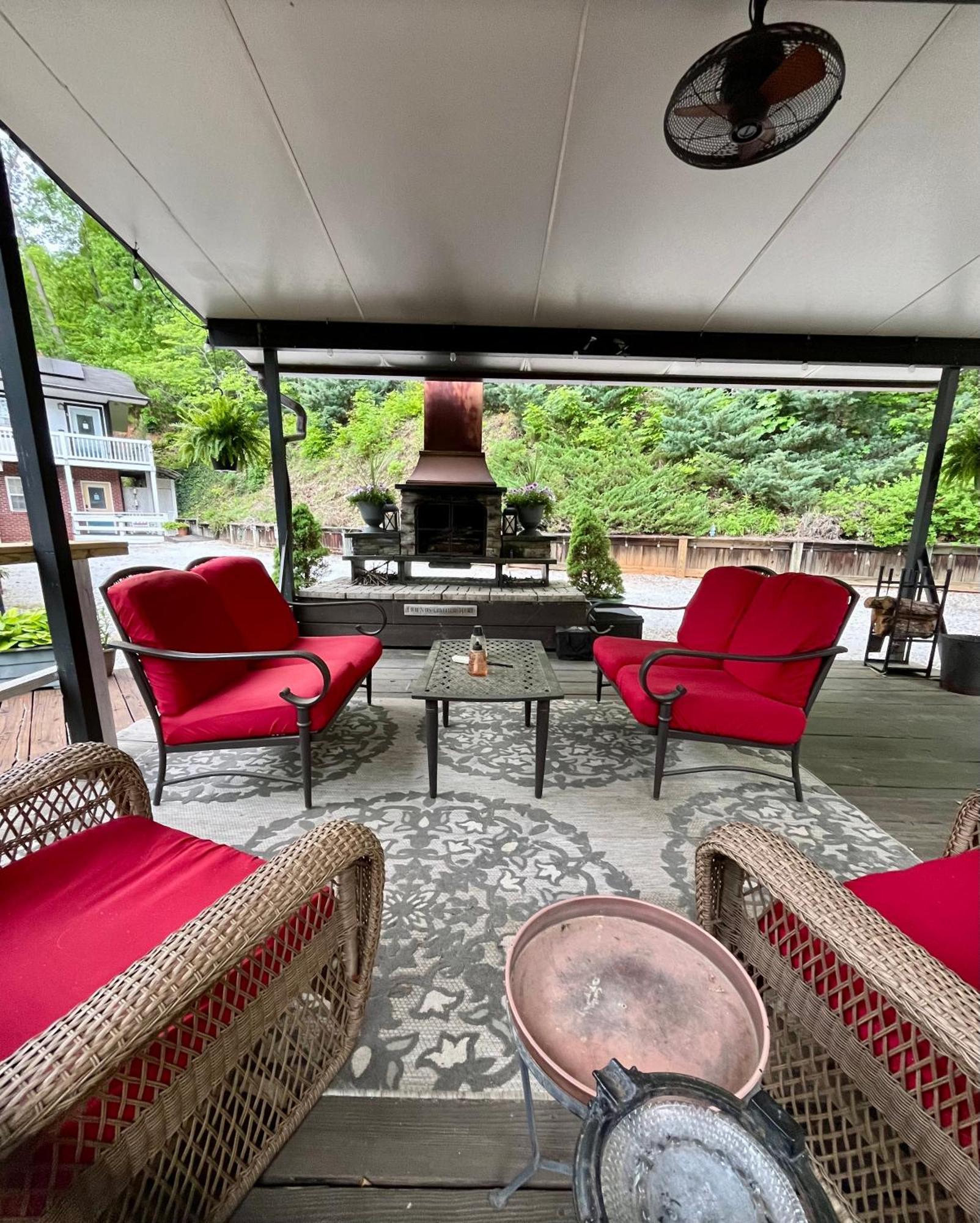 Grafton Lodge Lake Lure Extérieur photo